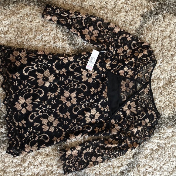 Blouse - Picture 2 of 2